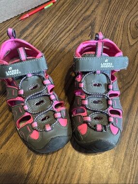 Kids Gray and Pink Closed-Toe Sport Sandals